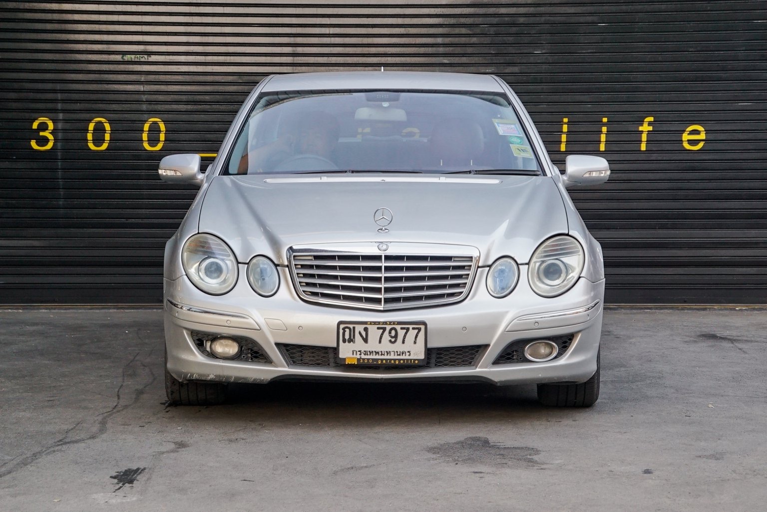Mercedes-Benz E-Class W211 E200 ปี 2008 สีเงิน (รูปที่ 3)