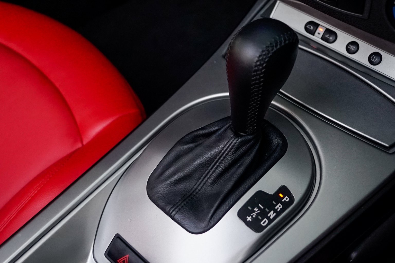 BMW Z4 ปี 2011 สีดำ (รูปที่ 11)