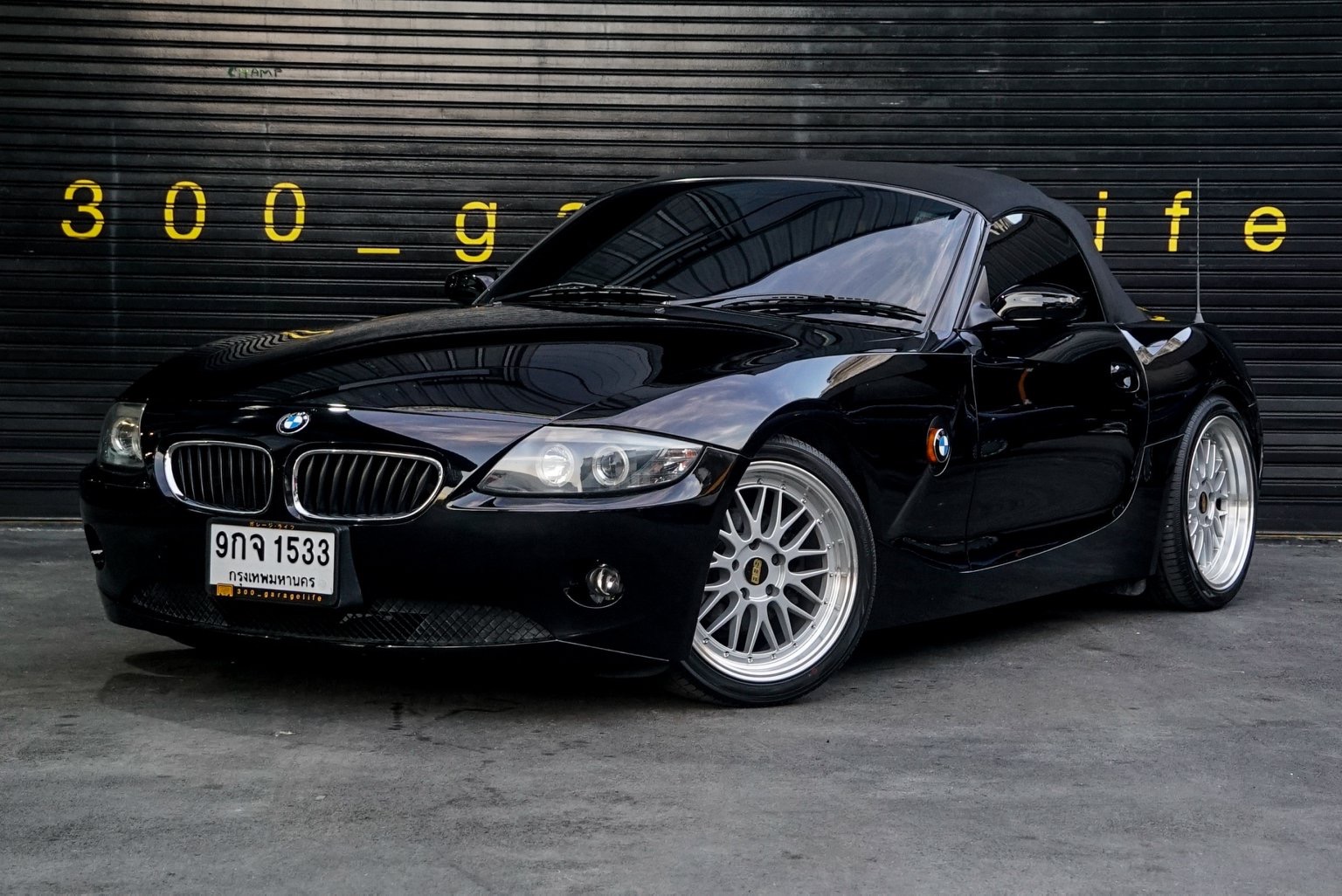 BMW Z4 ปี 2011 สีดำ