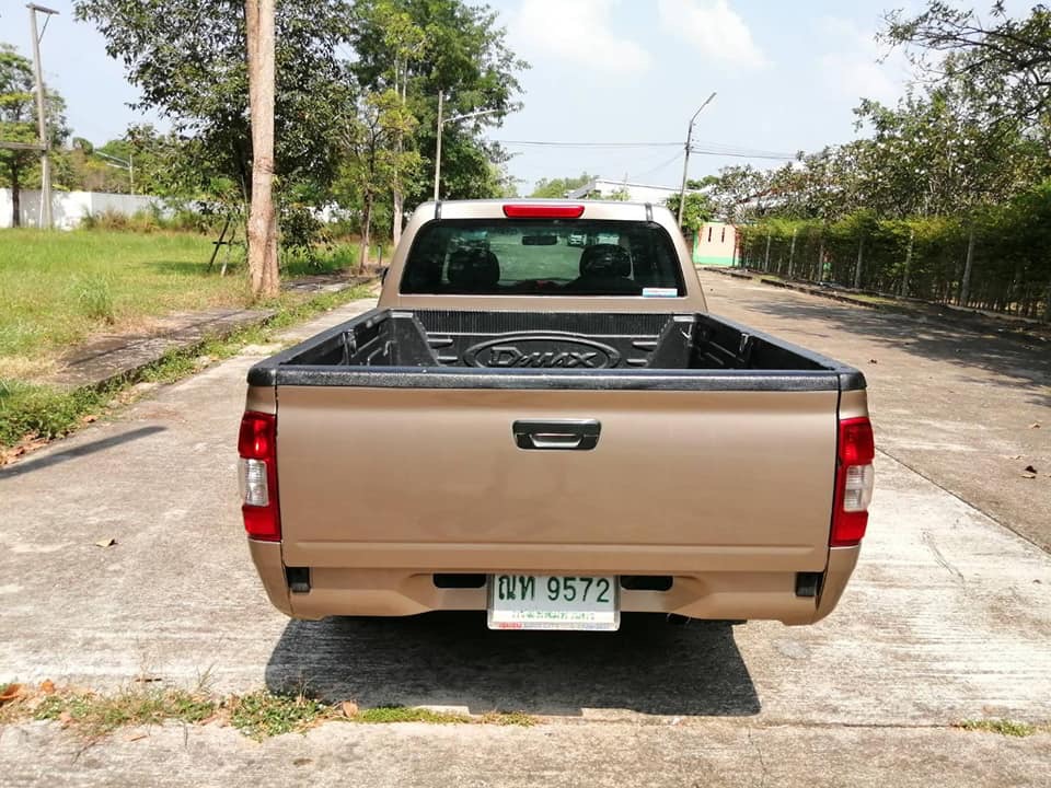 Isuzu D-Max Space Cab ปี 2004 สีทอง