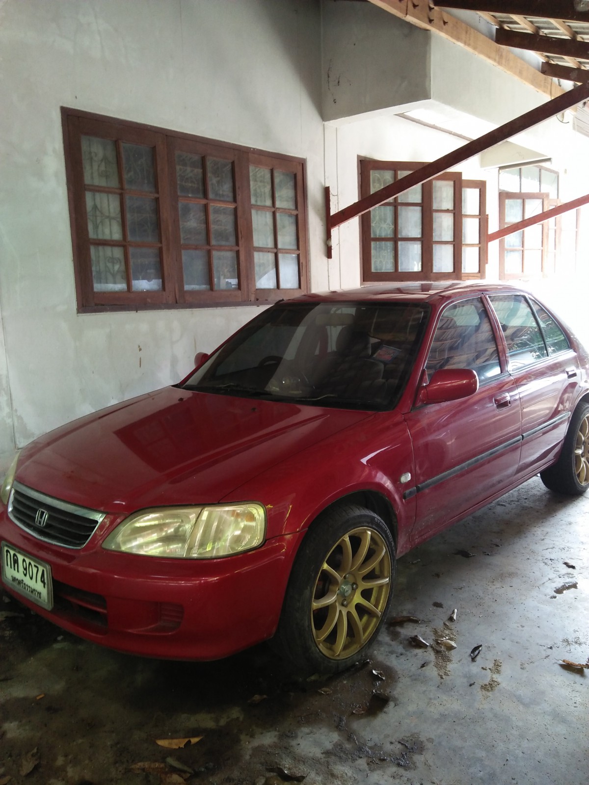 Honda City Type-Z ปี 2002 สีแดง (รูปที่ 2)