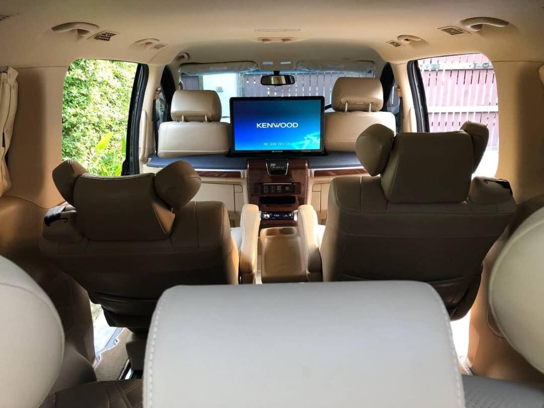 Hyundai Grand Starex ปี 2016 สีดำ (รูปที่ 11)