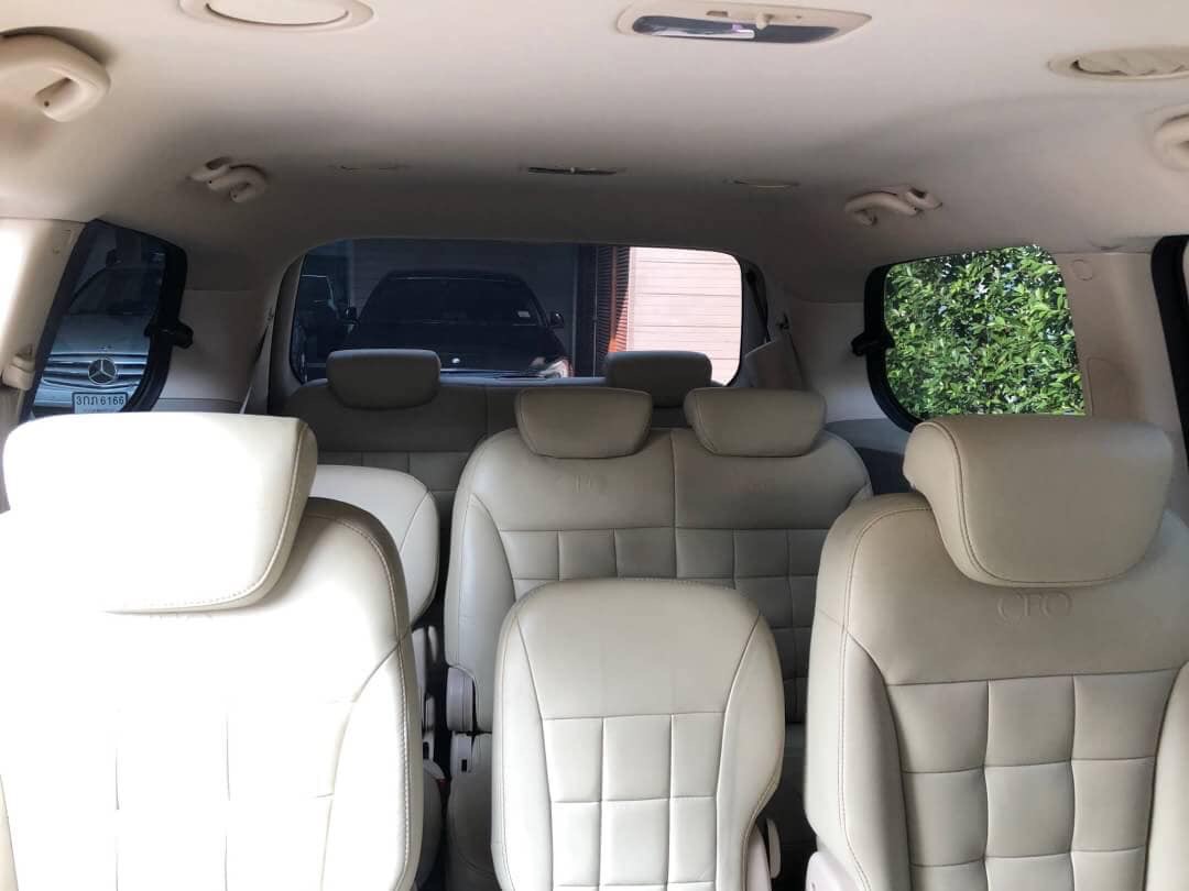 Kia Carnival Gen2 ปี 2010 สีเงิน (รูปที่ 7)