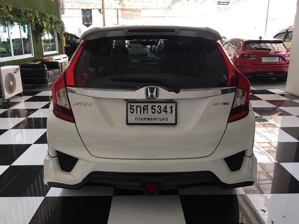 Honda Jazz GK ปี 2017 สีขาว (รูปที่ 3)