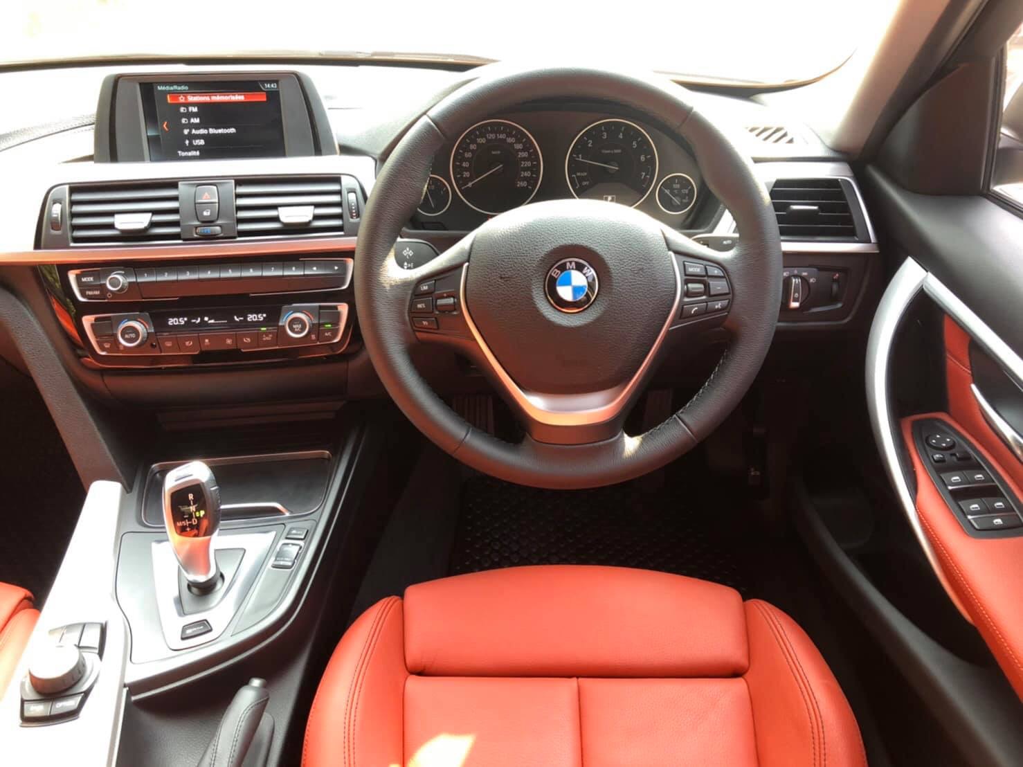 BMW 3 Series Gen6 F30 330e ปี 2017 สีขาว (รูปที่ 9)