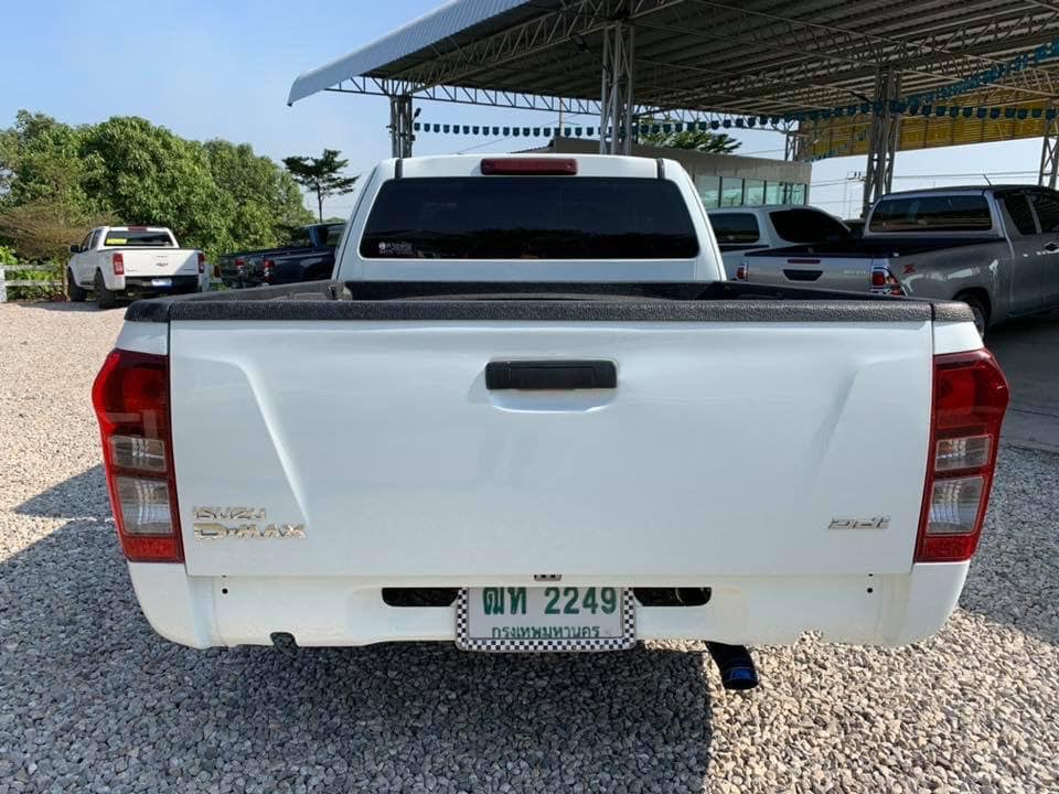 Isuzu D-Max Space Cab ปี 2012 สีขาว (รูปที่ 5)