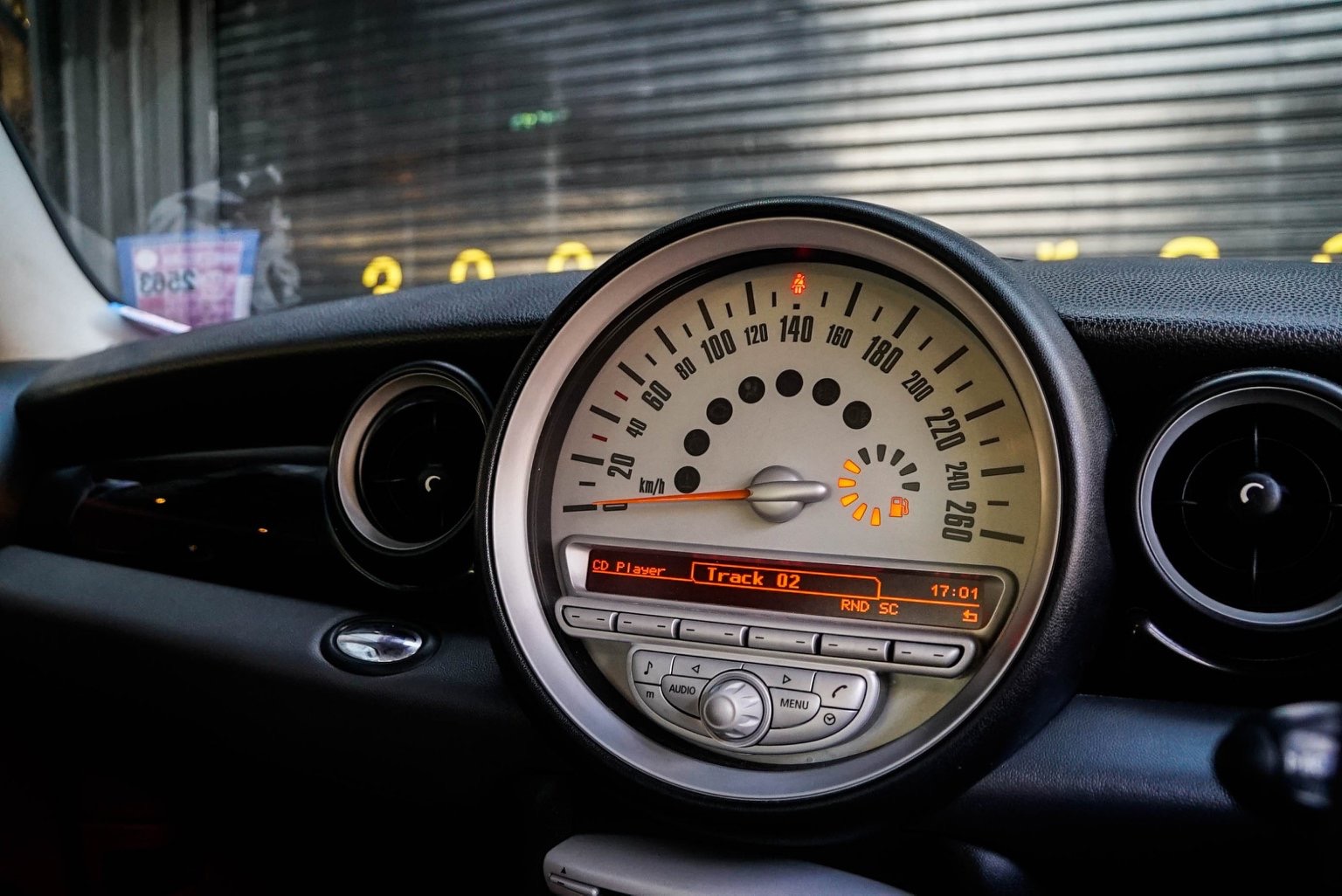 Mini Hatch (Cooper) Gen2 R56 ปี 2010 สีแดง (รูปที่ 6)