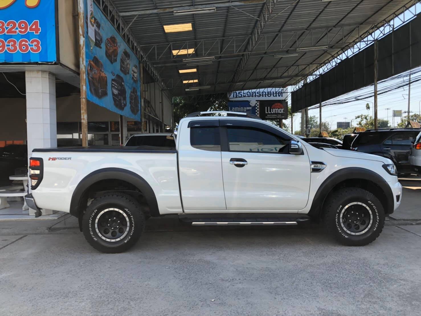 Ford Ranger Hi-Rider (Cab) ปี 2016 สีขาว (รูปที่ 8)