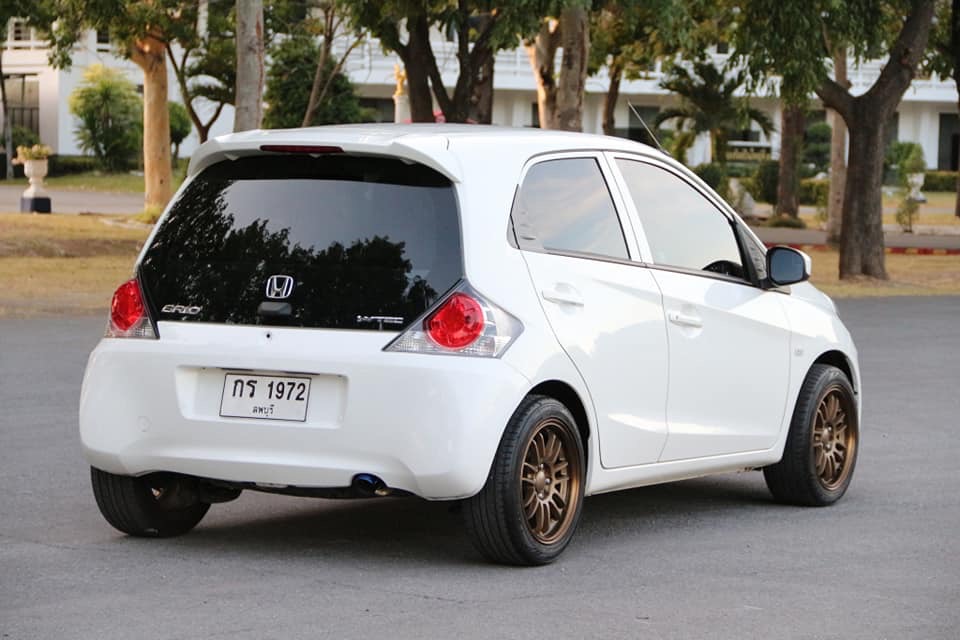 Honda Brio ปี 2011 สีขาว