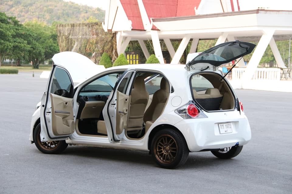 Honda Brio ปี 2011 สีขาว (รูปที่ 21)