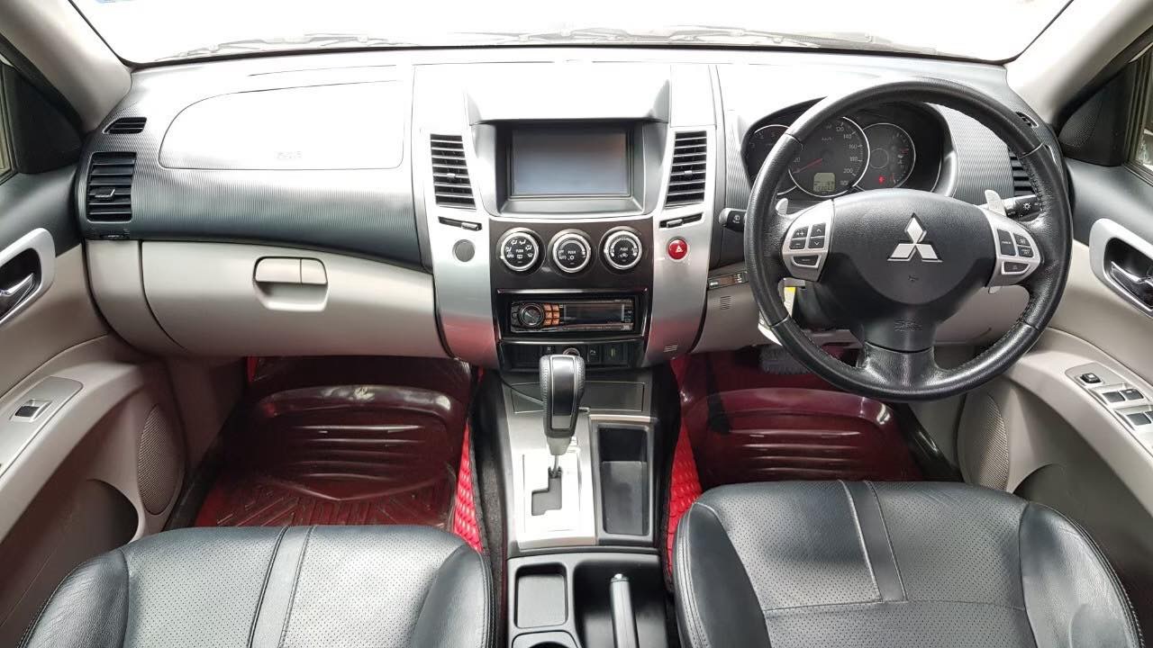 Mitsubishi Pajero Sport ปี 2012 สีขาว (รูปที่ 11)
