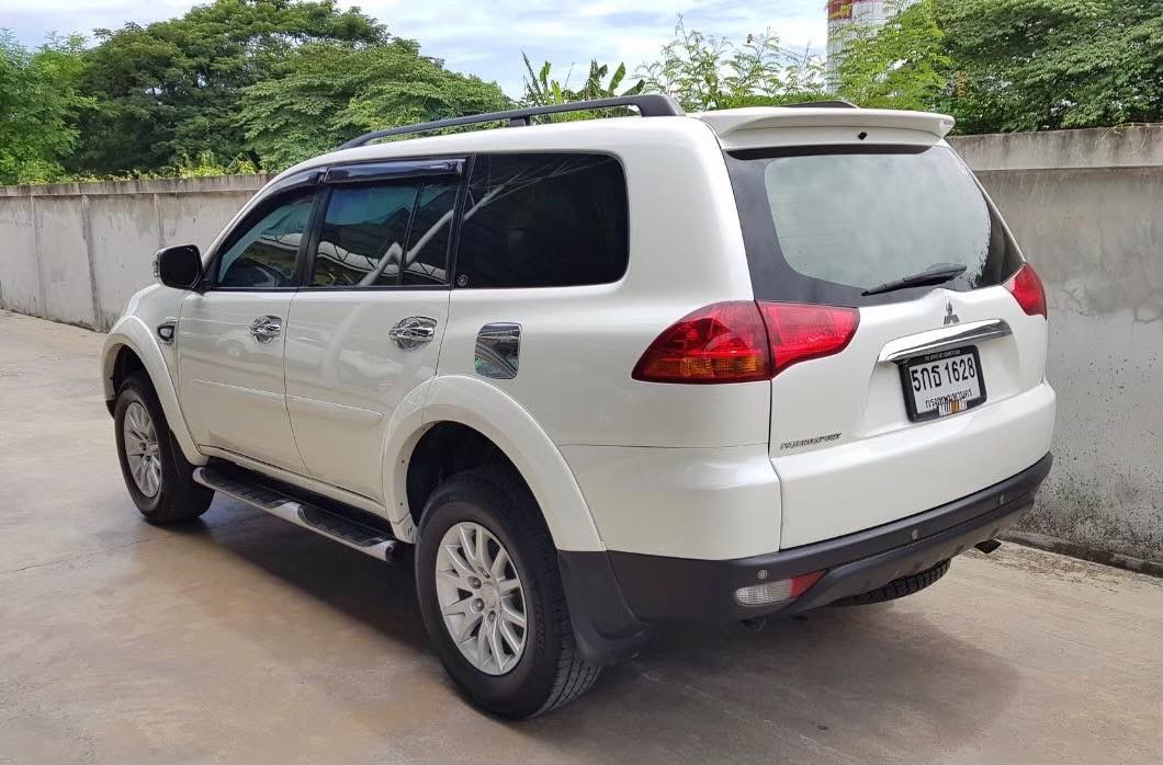 Mitsubishi Pajero Sport ปี 2012 สีขาว (รูปที่ 4)