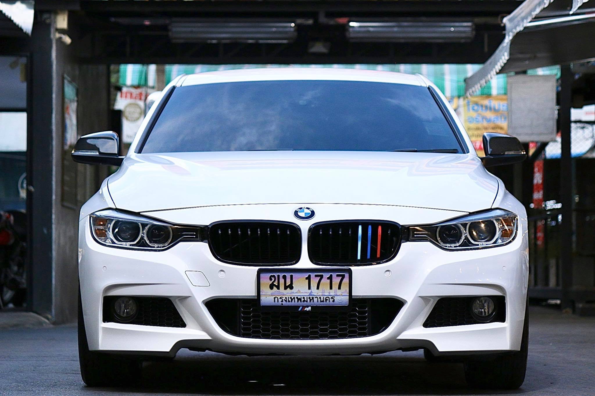 BMW 3 Series Gen6 F30 320i ปี 2013 สีขาว (รูปที่ 3)