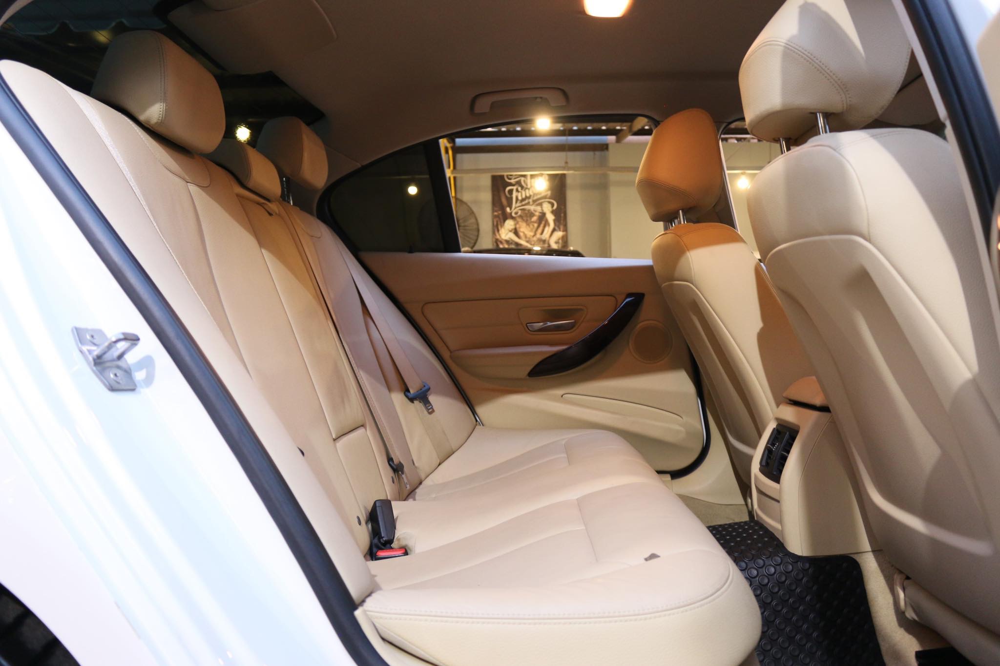 BMW 3 Series Gen6 F30 320i ปี 2013 สีขาว (รูปที่ 16)