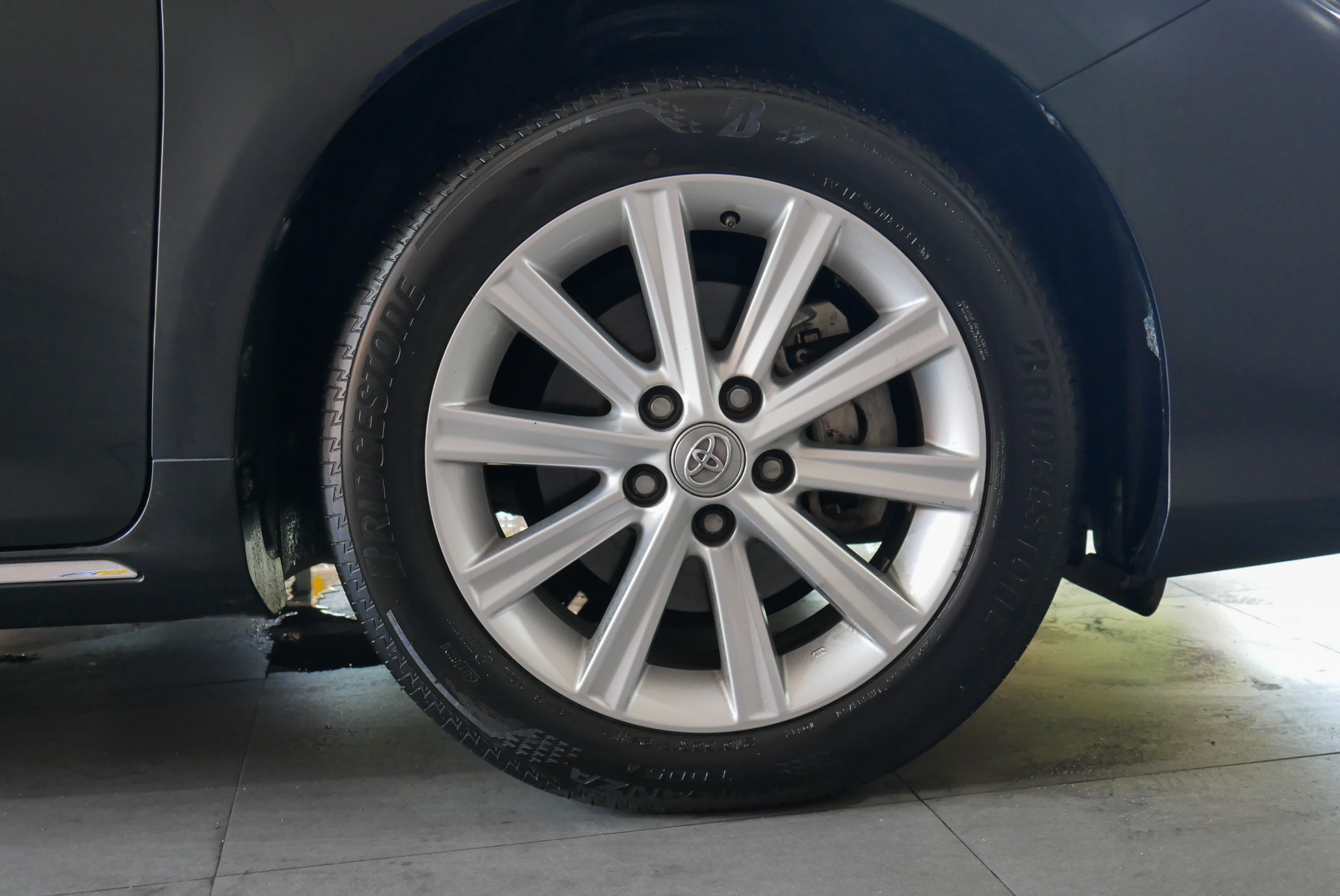TOYOTA CAMRY 2.5 HV NAVI AT ปี 2014 สีดำ (รูปที่ 18)