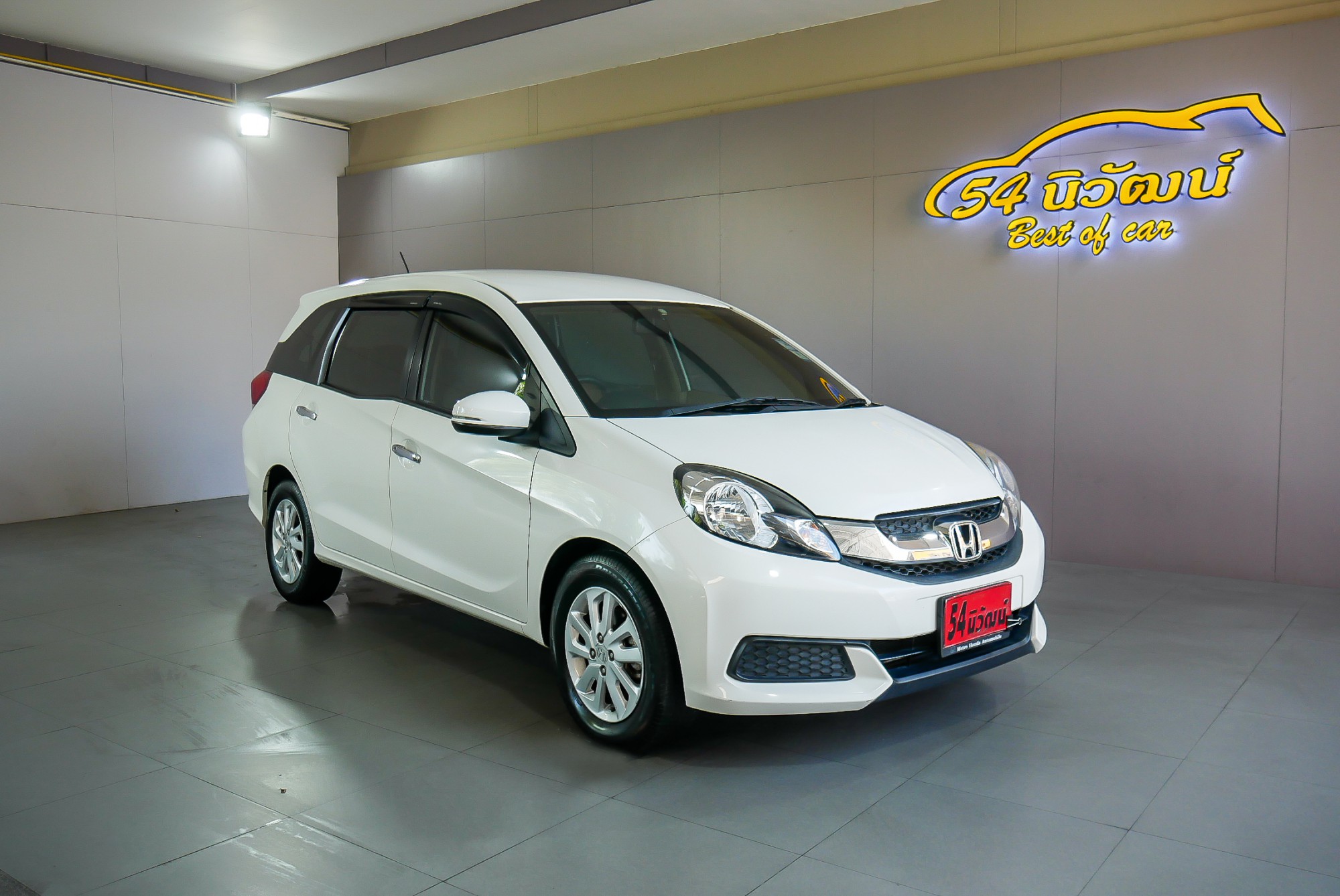 Honda Mobilio ปี 2015 สีขาว