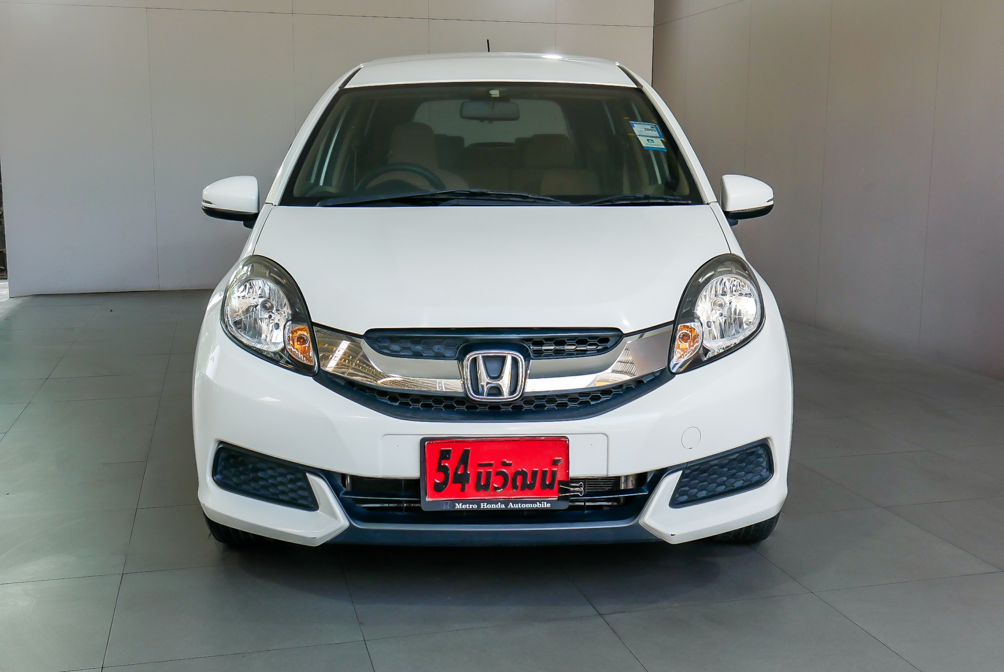 Honda Mobilio ปี 2015 สีขาว (รูปที่ 2)