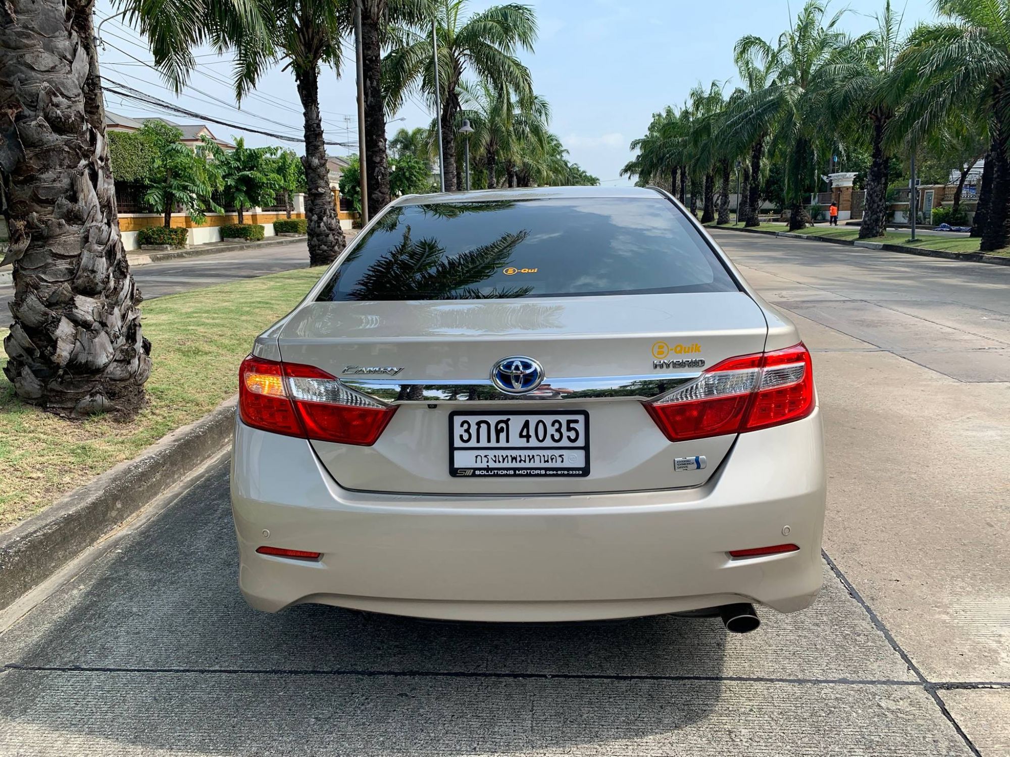 Toyota Camry (XV50) ปี 2014 สีทอง (รูปที่ 11)