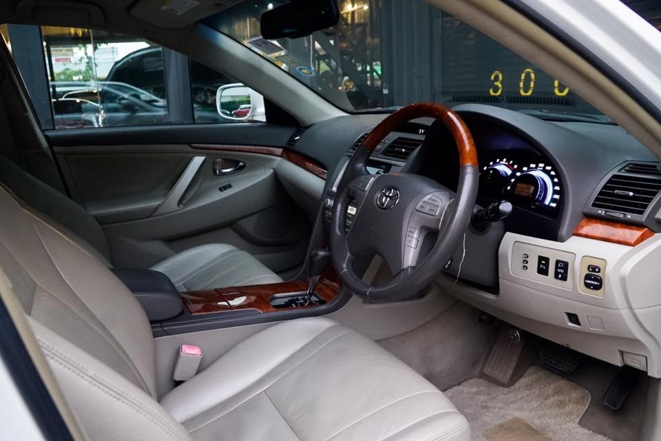 Toyota Camry ปี 2006 สีขาว (รูปที่ 9)