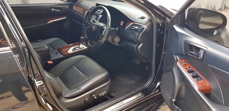 Toyota Camry (XV50) ปี 2013 สีดำ (รูปที่ 10)