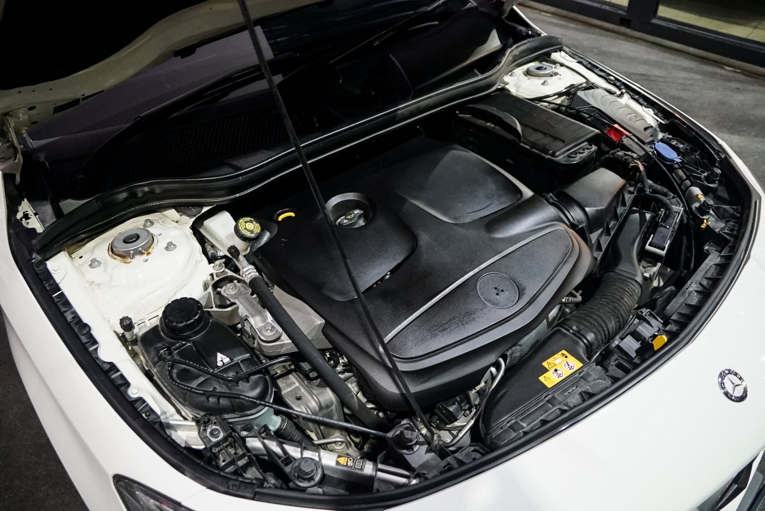 Mercedes-Benz CLA-Class C117 CLA250 ปี 2015 สีขาว (รูปที่ 16)