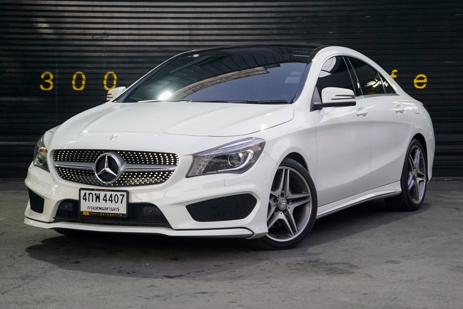 Mercedes-Benz CLA-Class C117 CLA250 ปี 2015 สีขาว