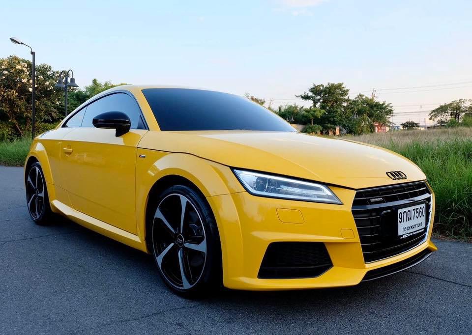 Audi TT Mk3 8S TT ปี 2017 สีเหลือง