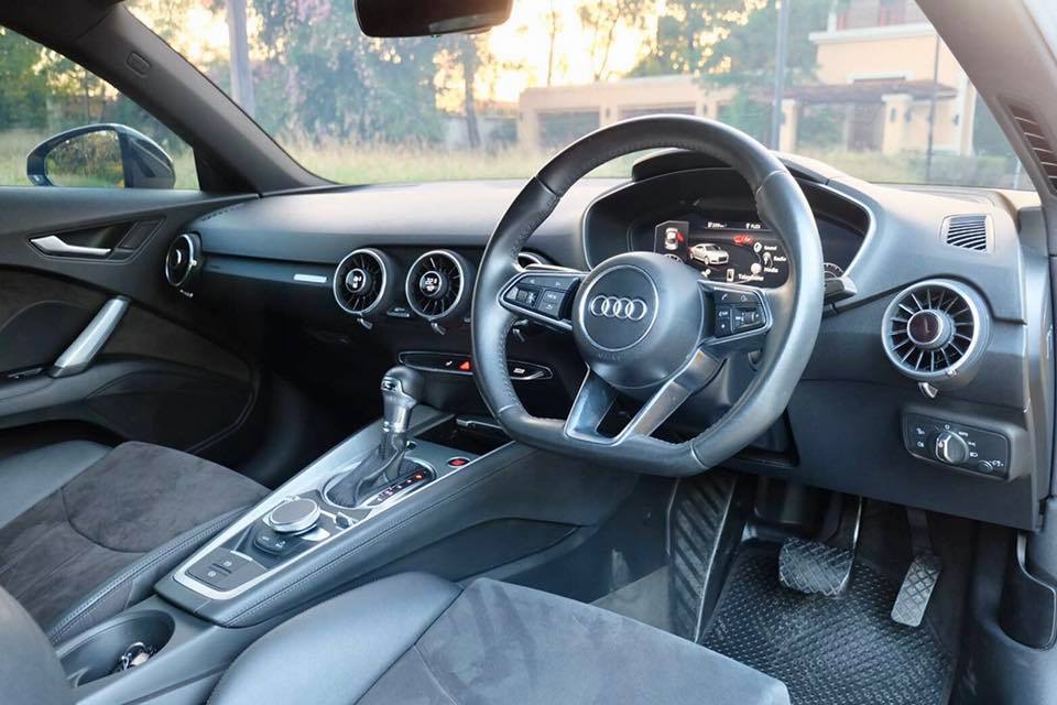 Audi TT Mk3 8S TT ปี 2017 สีเหลือง (รูปที่ 8)