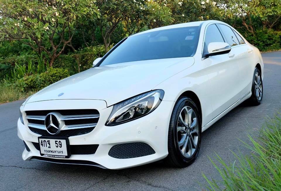 Mercedes-Benz C-Class W205 C350 ปี 2017 สีขาว