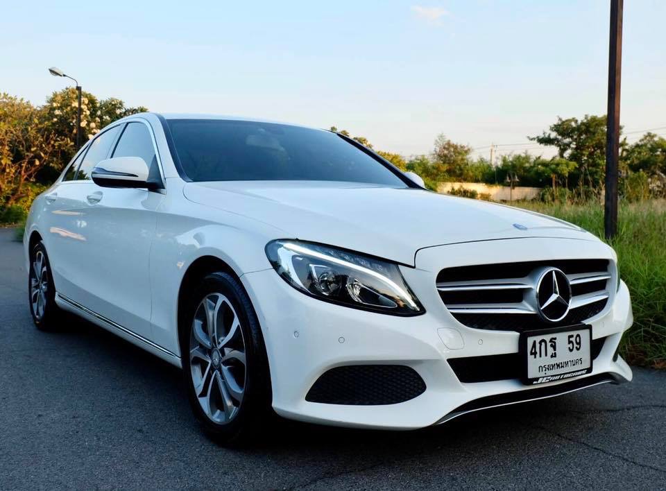 Mercedes-Benz C-Class W205 C350 ปี 2017 สีขาว