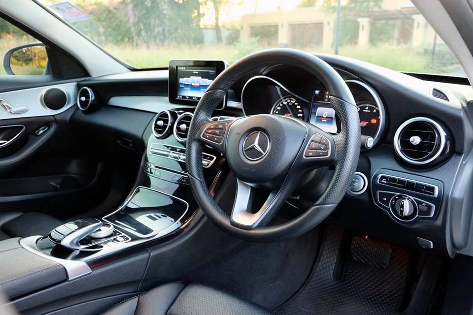 Mercedes-Benz C-Class W205 C350 ปี 2017 สีขาว (รูปที่ 9)