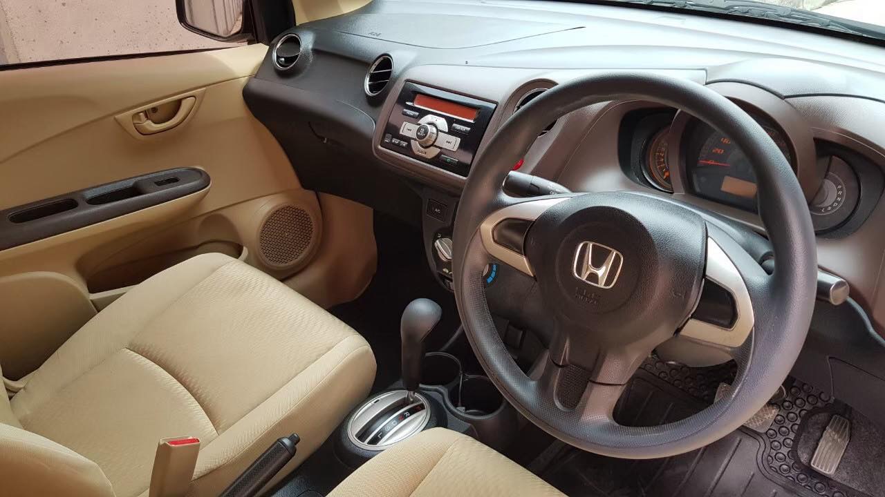 Honda Brio Amaze ปี 2012 สีดำ (รูปที่ 11)