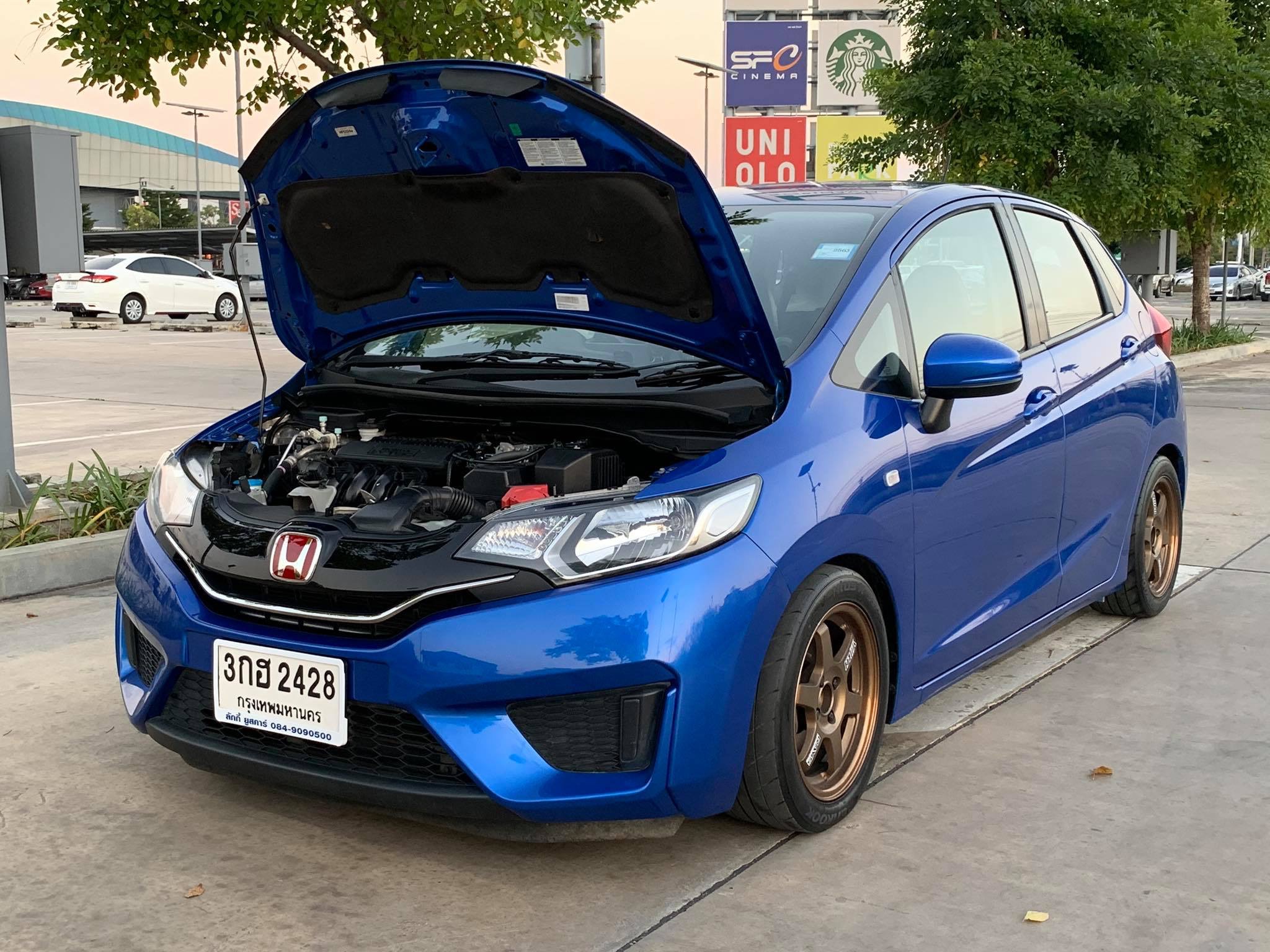 Honda Jazz GK ปี 2015 สีน้ำเงิน (รูปที่ 12)