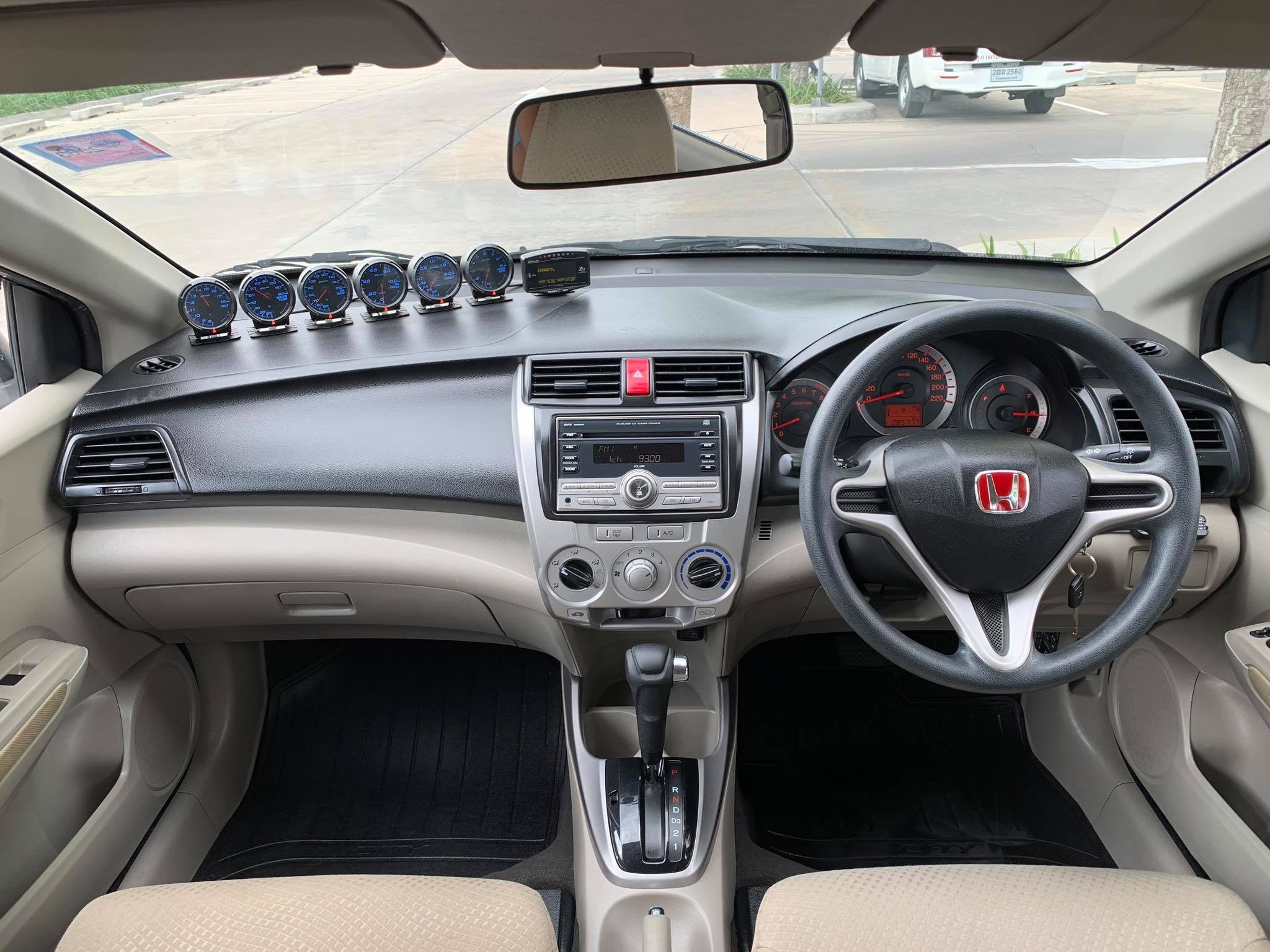 Honda City ปี 2010 สีเทา (รูปที่ 2)