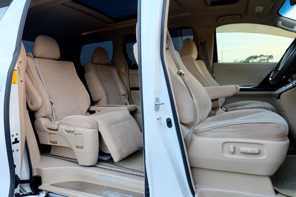 Toyota Alphard ปี 2013 สีขาว (รูปที่ 12)