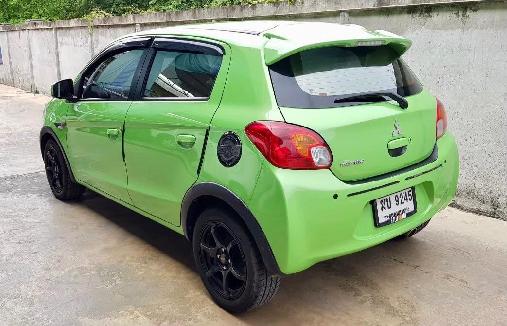 Mitsubishi Mirage ปี 2012 สีเขียว (รูปที่ 5)