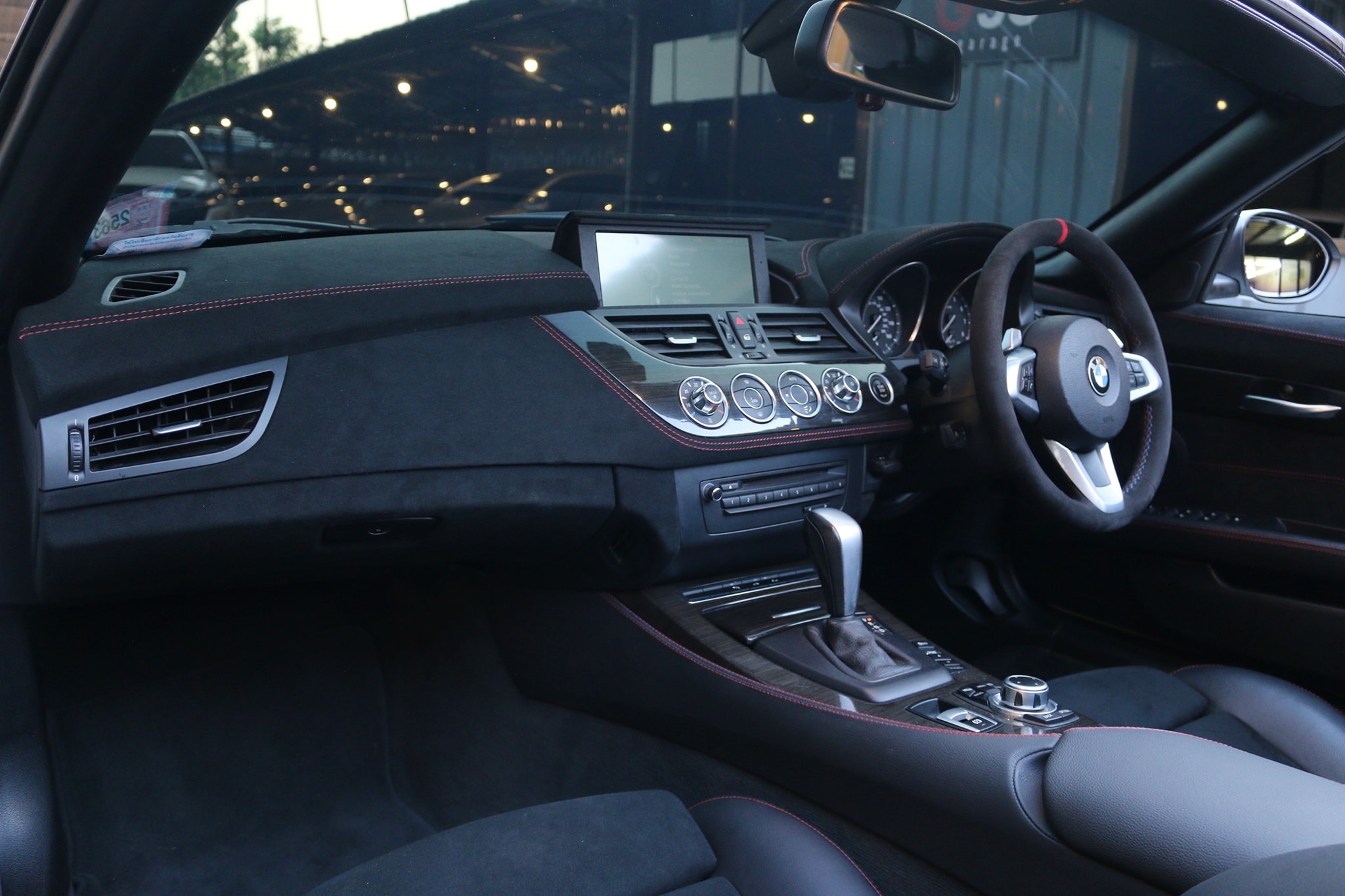 BMW Z4 E89 ปี 2010 สีขาว (รูปที่ 15)
