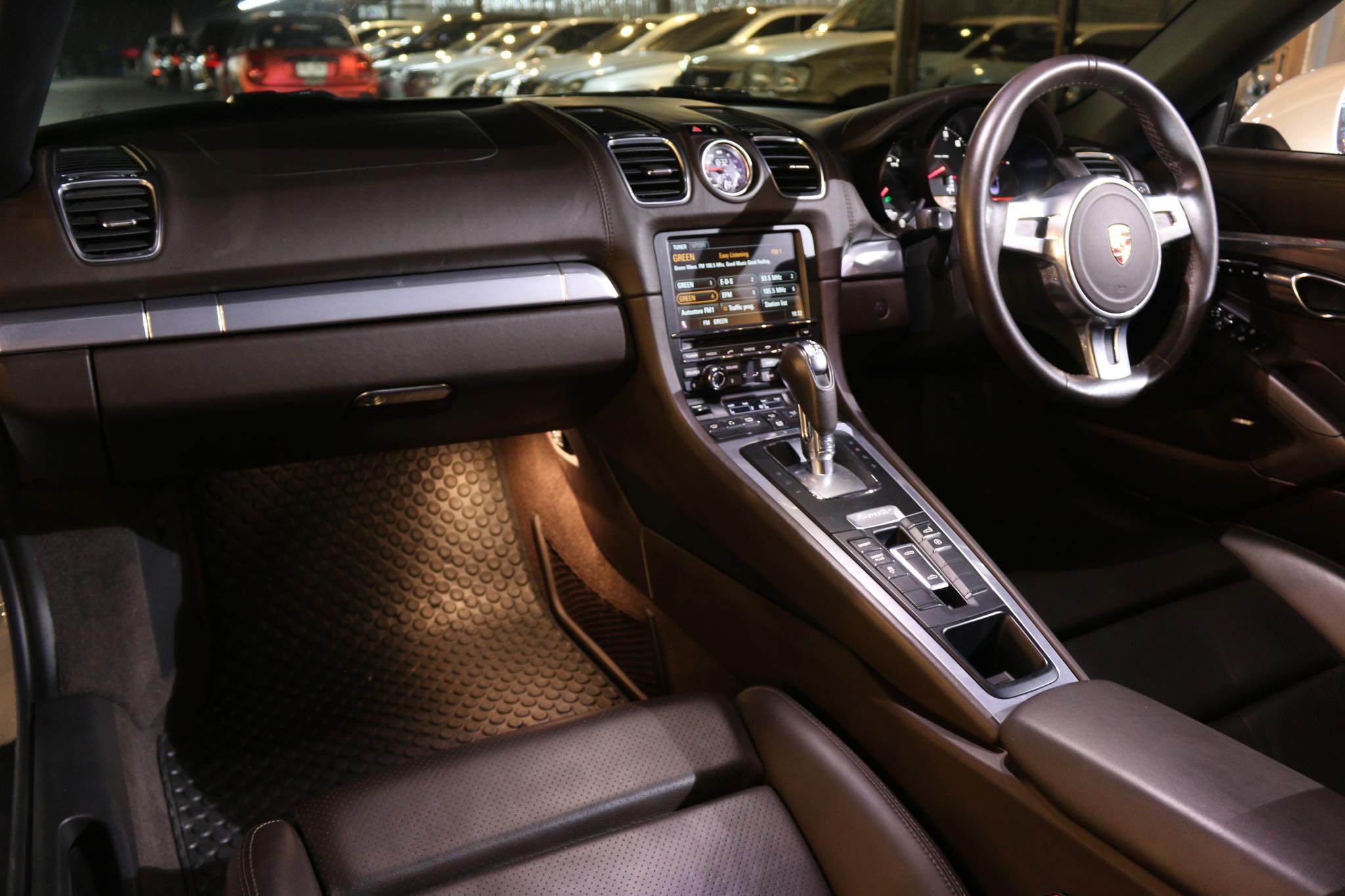 Porsche Boxster (Cayman) 981 ปี 2012 สีขาว (รูปที่ 11)