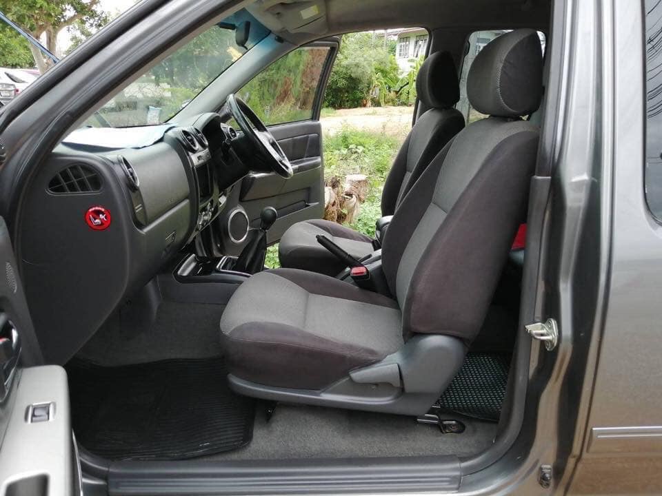 Isuzu D-Max Space Cab ปี 2010 สีเทา (รูปที่ 7)