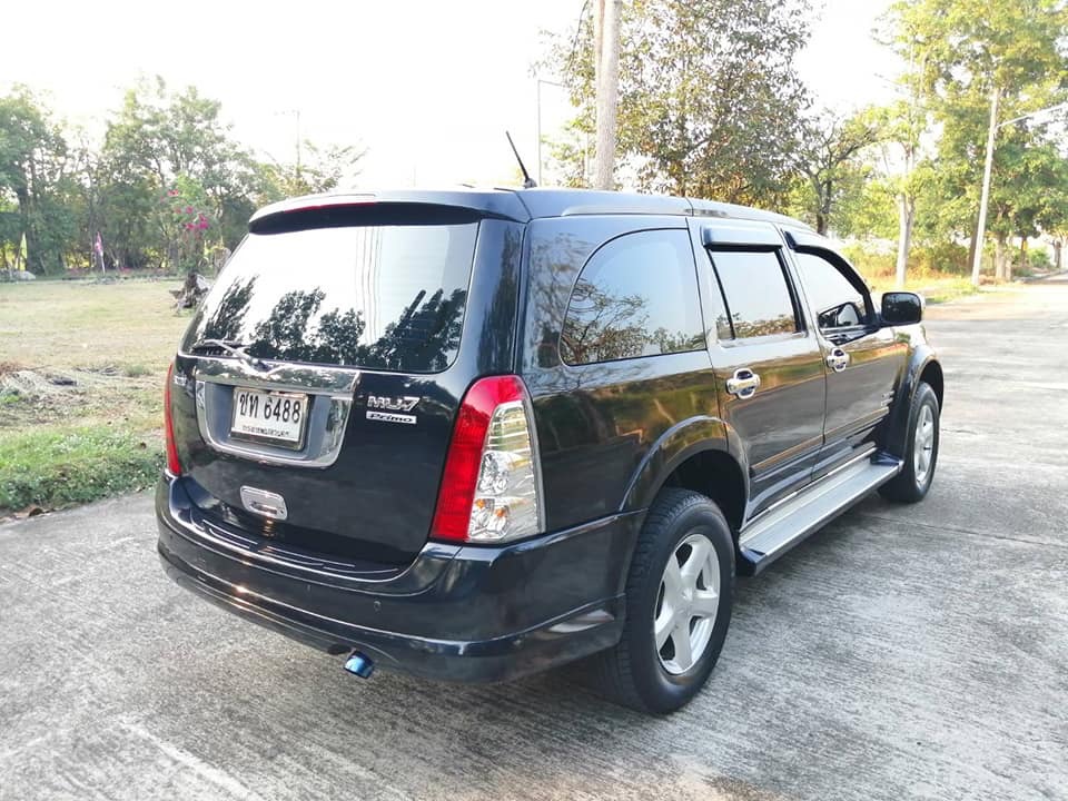 Isuzu MU-7 ปี 2007 สีดำ (รูปที่ 7)