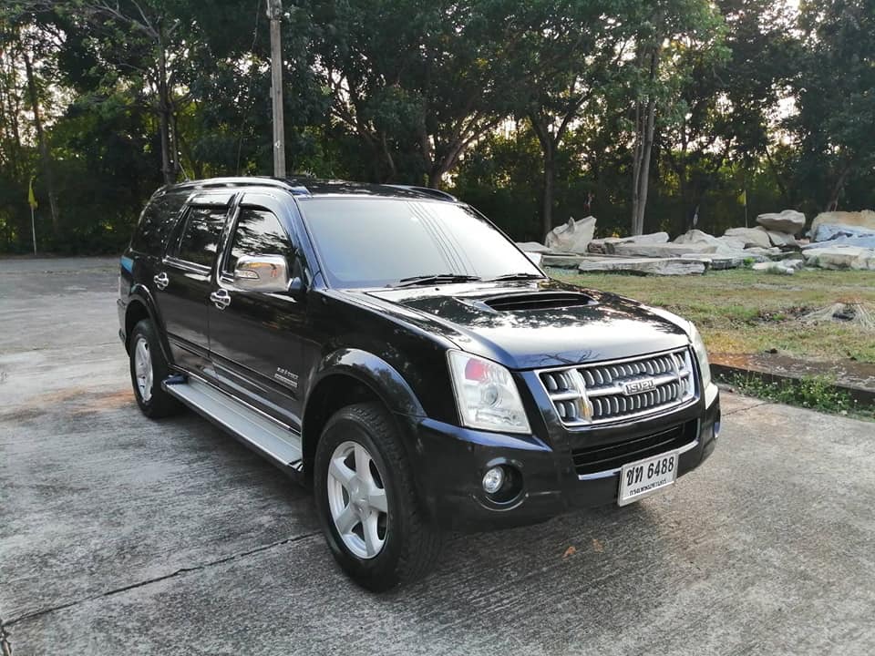 Isuzu MU-7 ปี 2007 สีดำ (รูปที่ 2)