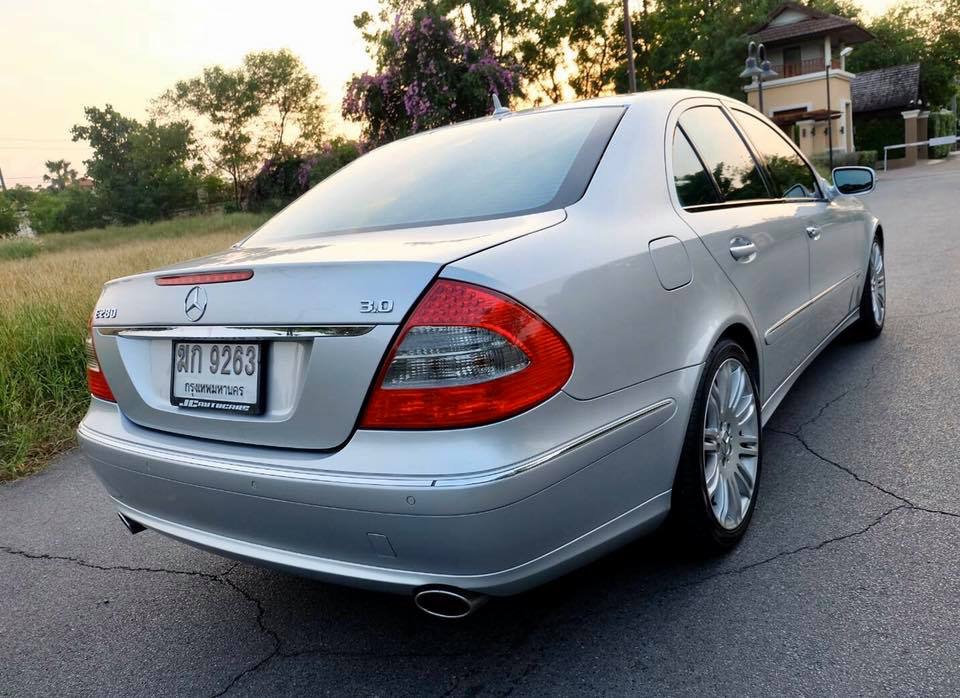 Mercedes-Benz E-Class W211 E280 ปี 2007 สีเงิน (รูปที่ 6)