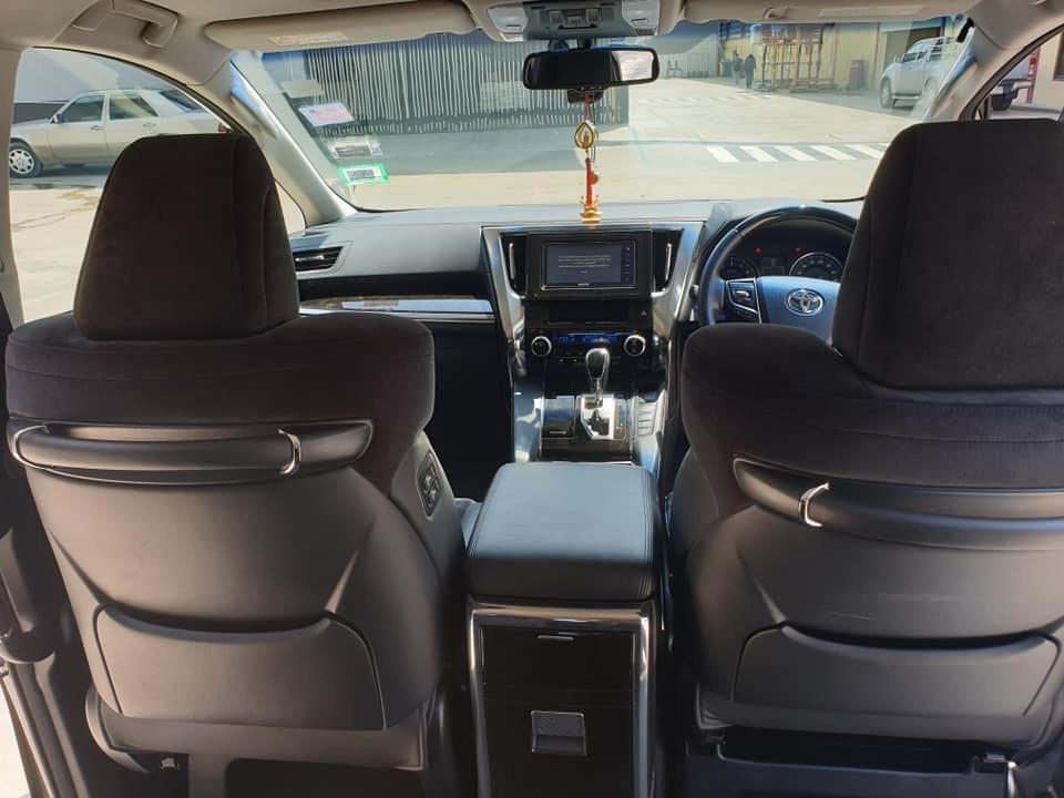 Toyota Alphard ปี 2015 สีเทา (รูปที่ 4)