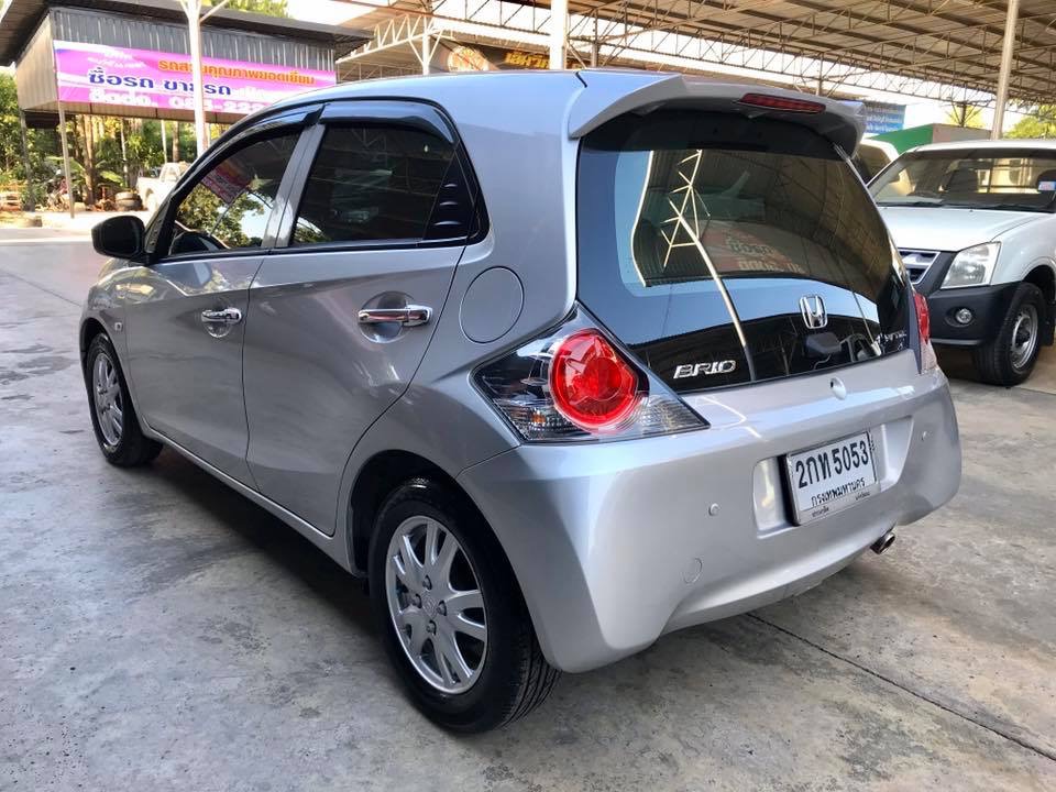 Honda Brio ปี 2013 สีเงิน (รูปที่ 6)