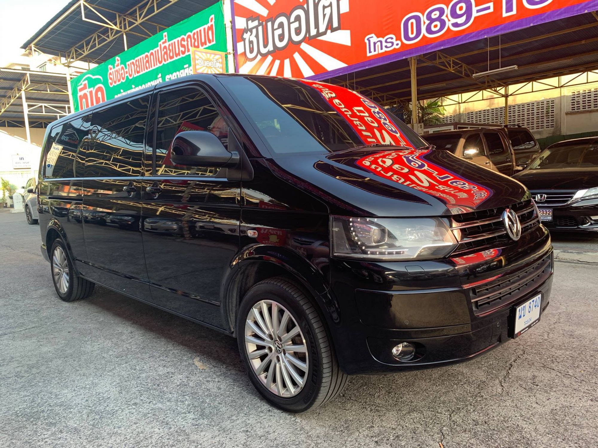 Volkswagen Transporter (Caravelle) Caravelle ปี 2013 สีดำ (รูปที่ 3)