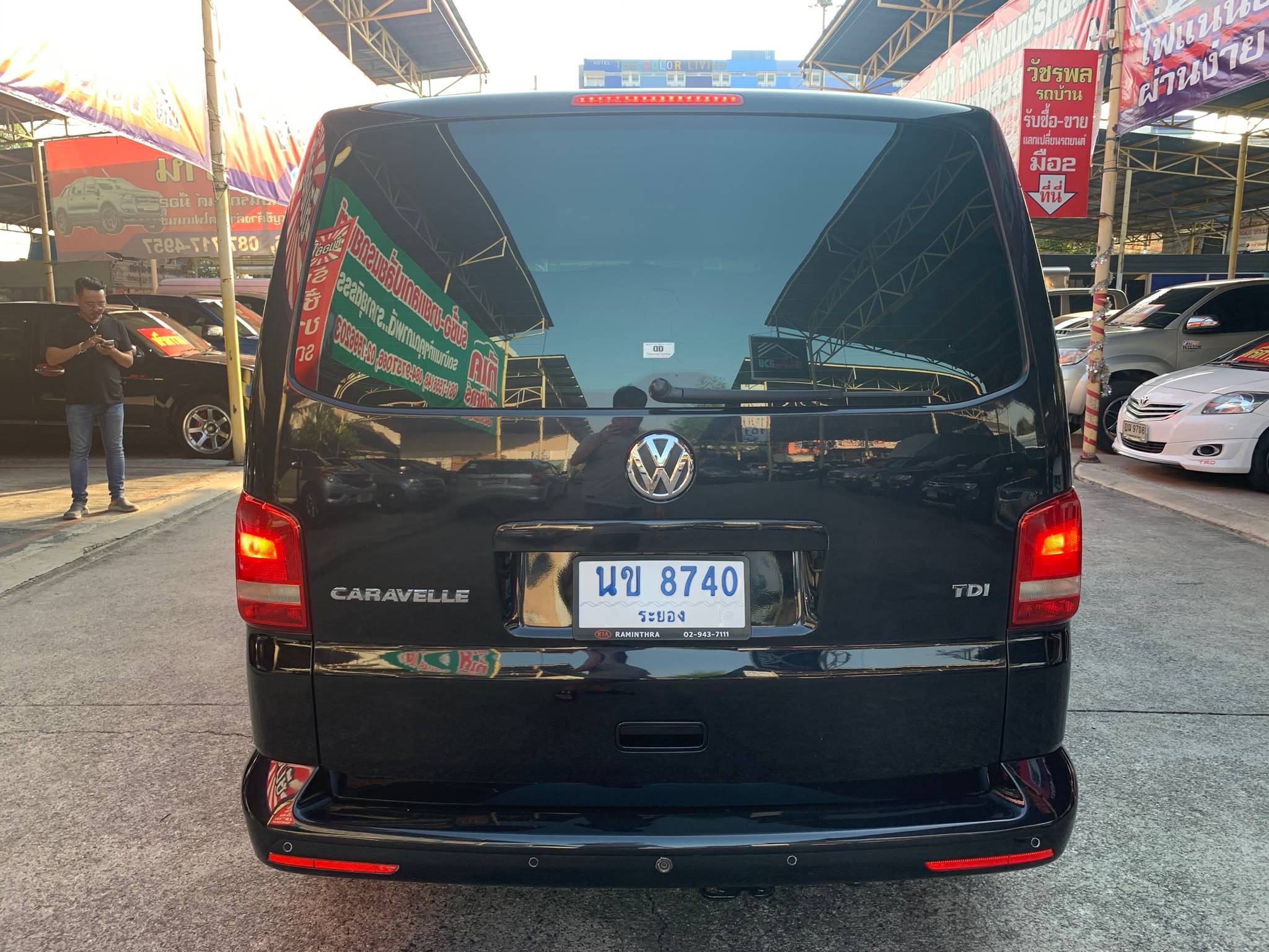 Volkswagen Transporter (Caravelle) Caravelle ปี 2013 สีดำ (รูปที่ 5)