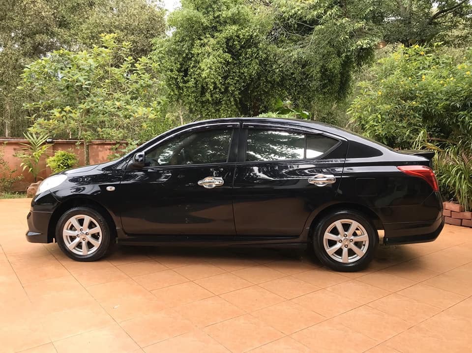 Nissan Almera ปี 2012 สีดำ (รูปที่ 8)