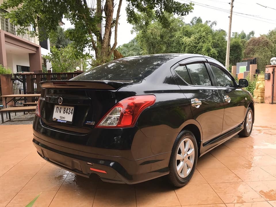 Nissan Almera ปี 2012 สีดำ (รูปที่ 5)