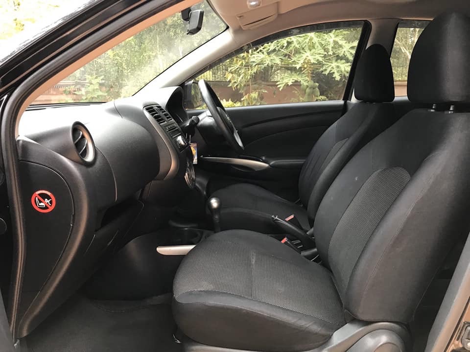 Nissan Almera ปี 2012 สีดำ (รูปที่ 9)