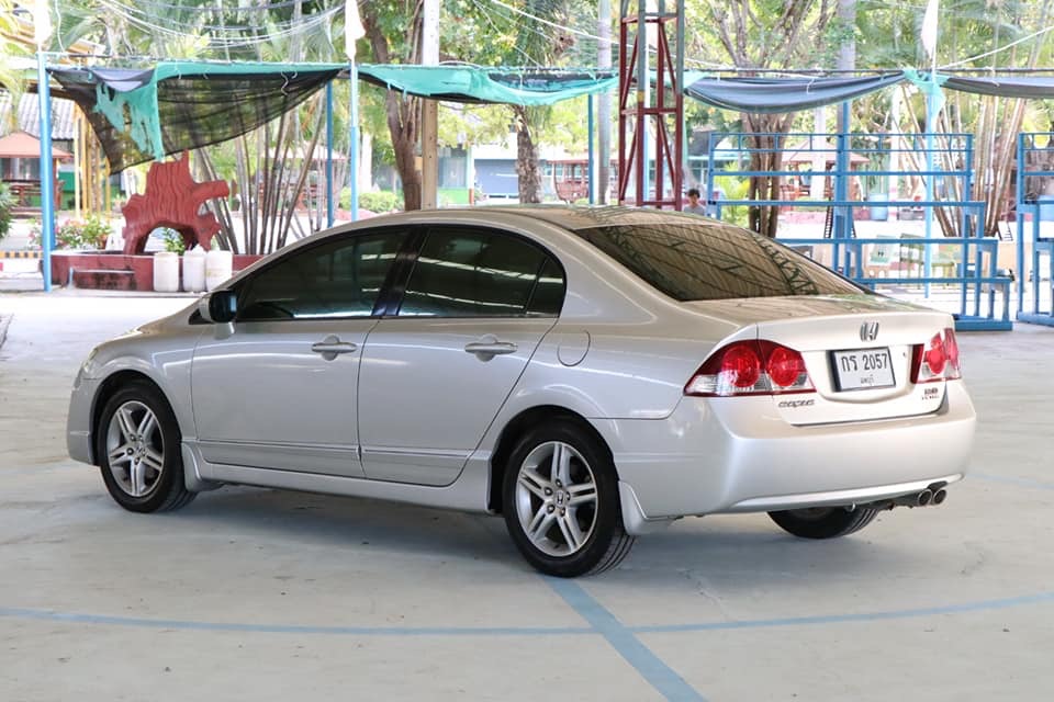 Honda Civic FD ปี 2006 สีเงิน